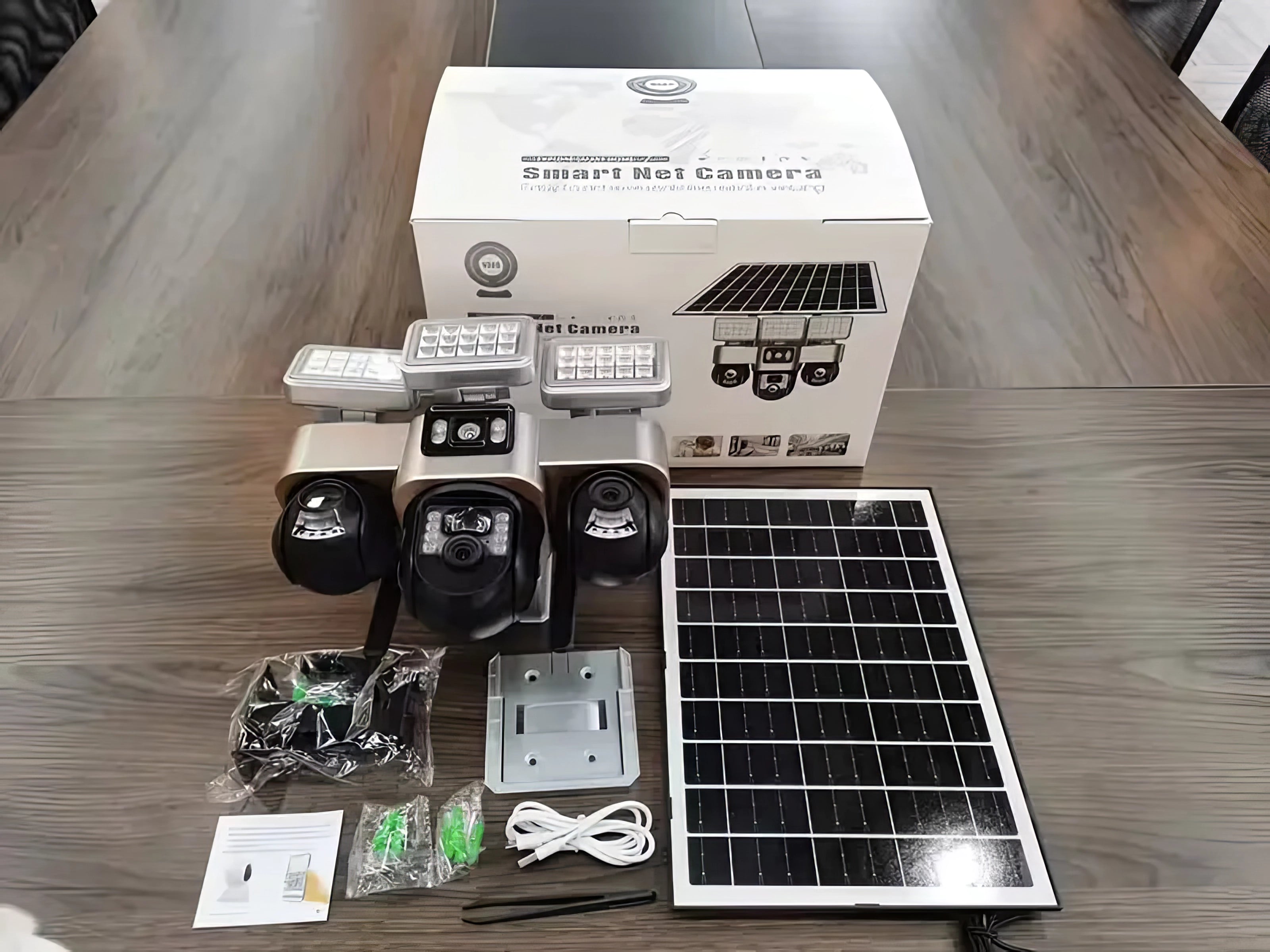 Smart 4G Solar Security Camera | 3 Motorized PTZ Lenses, 3 Large Floodlights, 16000mAh Battery & 360° Coverage (SIM Card Only, No Wi-Fi)